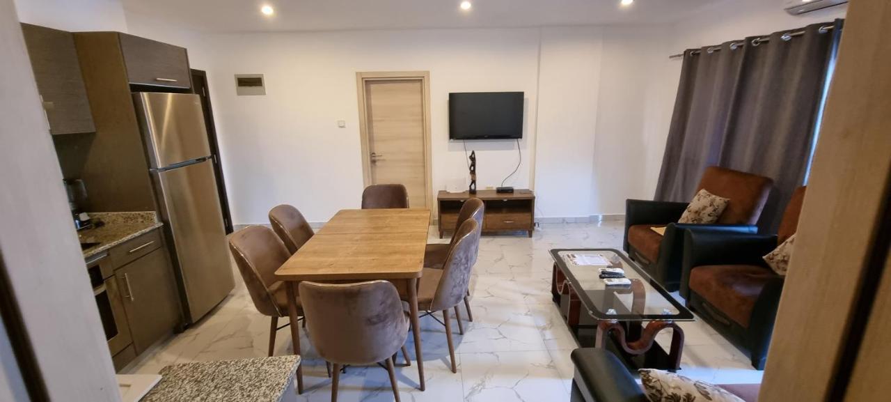 The Gallery Luxury Suites Cpg 东勒贡 外观 照片