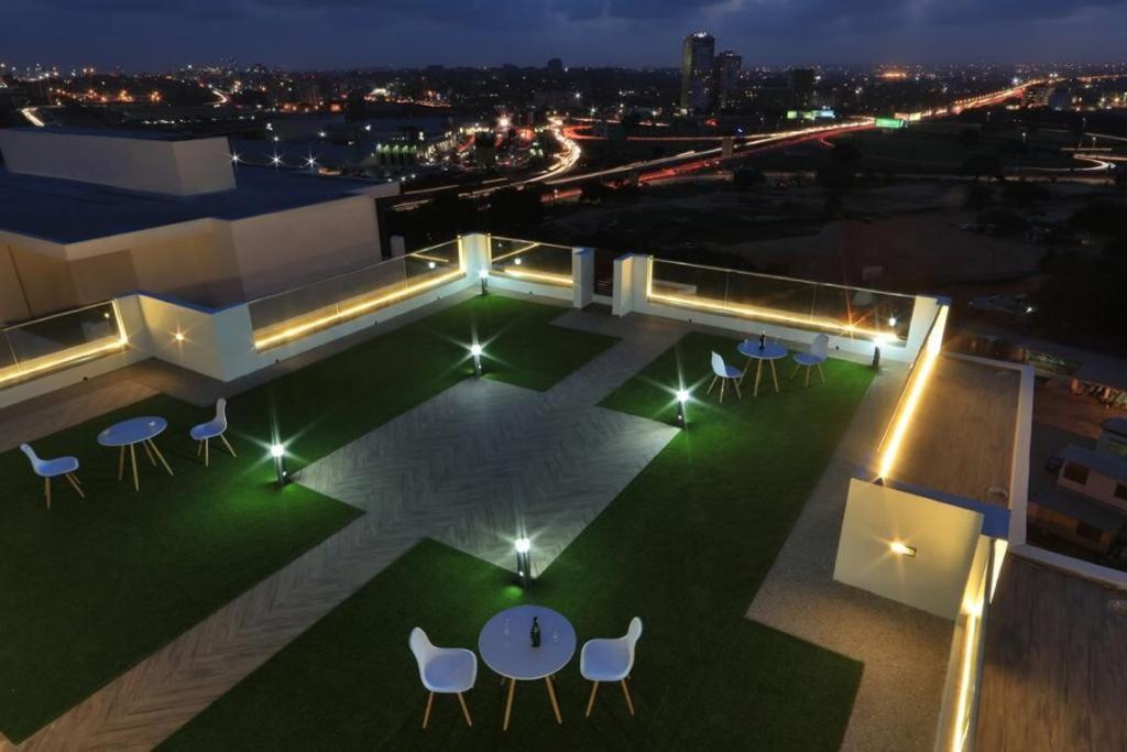 The Gallery Luxury Suites Cpg 东勒贡 外观 照片