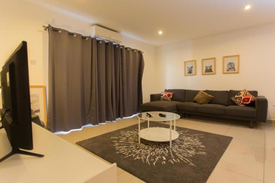 The Gallery Luxury Suites Cpg 东勒贡 外观 照片